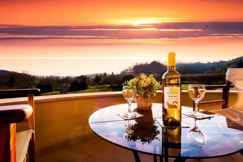 Luxury Villa Matzourana