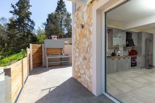 Villa Nightingale Luxury Suites Corfu