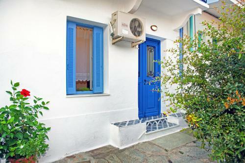 Rodia House