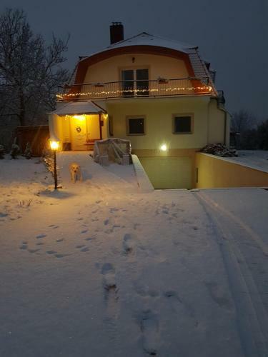 Hostal G�stehaus Stein