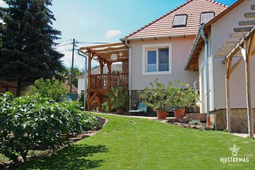 Apartamento Must�rmag Vend�gh�z