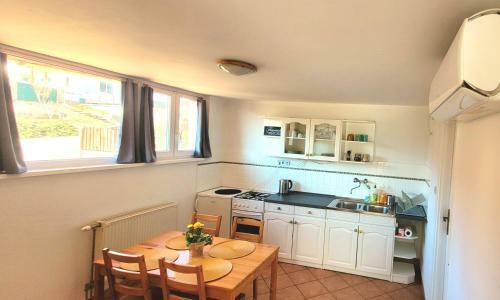 Hostal Napkert Apartman