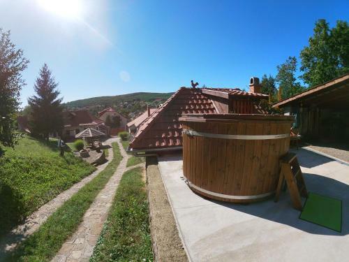 Hostal Kemenc�sh�z Noszvaj