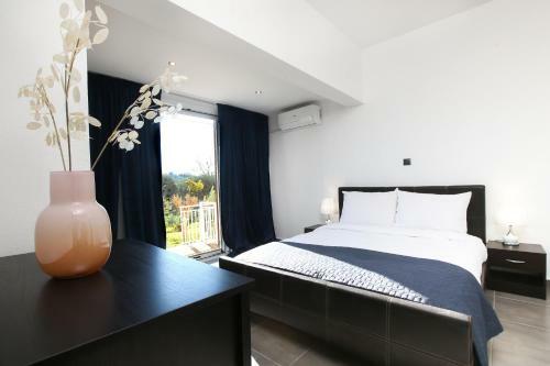 Luxury Apartments Christos