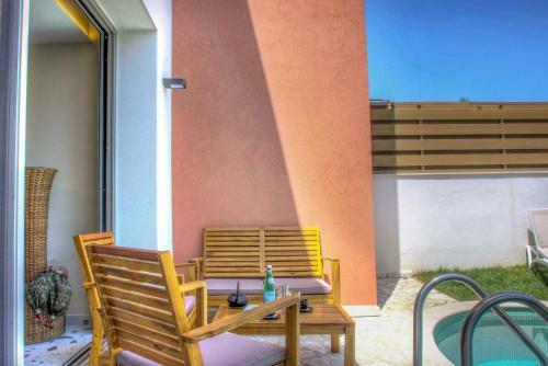 Tessera Villas Collection