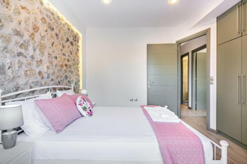 Filia Stone Villa