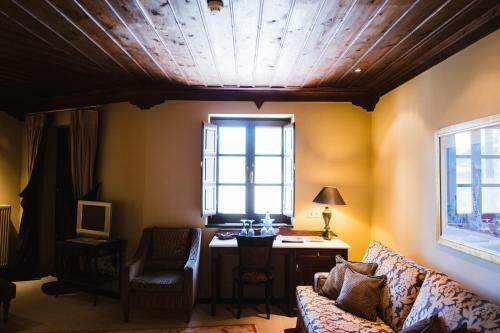 Hotel Trikolonion Country Stemnitsa