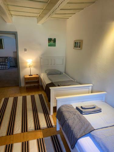 Mandula House