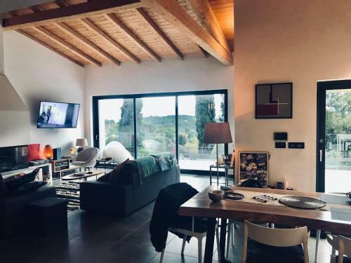 Welcome To Villa Coco