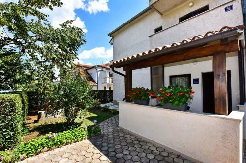 Apartmani Irena Arvaj