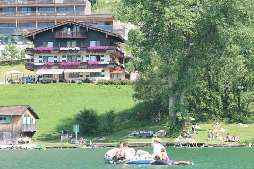 Hostal Ticklhof Am See