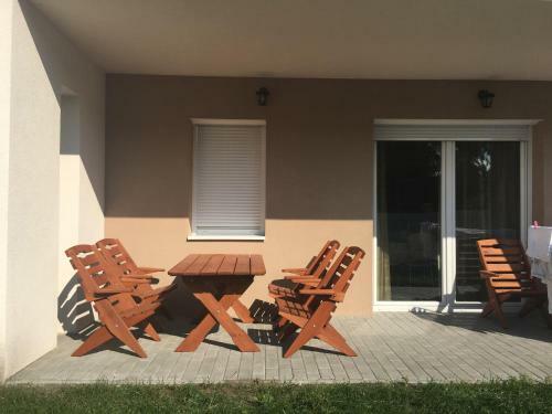 Szofi Apartman P�pa Fenyves U. 19.