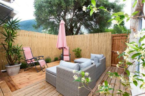 Villa Luxurious Bungalow In Ipsos Beach