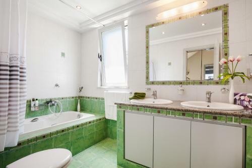 Villa Searene Deluxe Seafront Maisonette