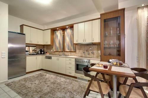 Country Place Apartment With Mountains View