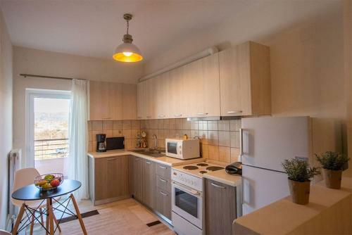 V Luxury Apartment 2