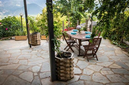 Villa In The Mountain