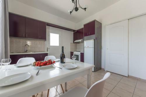 White Utopia Apartments And Maisonettes