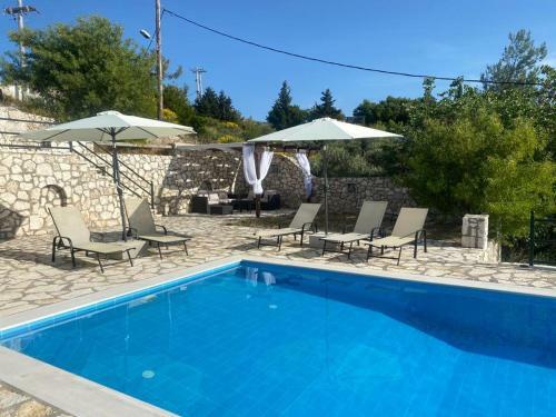 Villa Skyfall