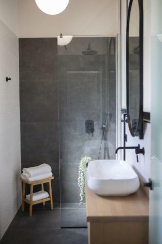 Inorato - Luxury Villa With Private Swimming Pool