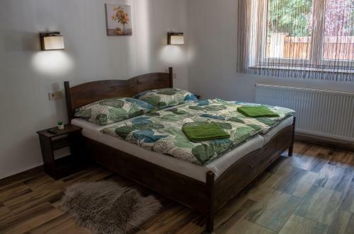 Apartamento T�-ba Tanya �s Vend�gh�z