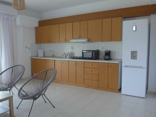 Kalamaki Plaza Apartments