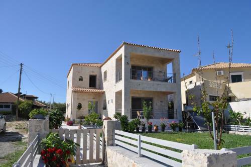 Liri's Apartments