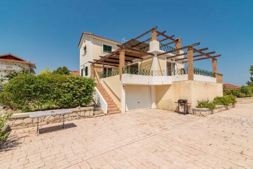 Villa Iliogenniti
