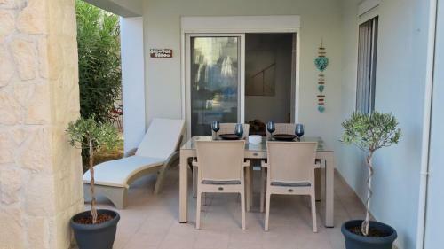 Phoebes Place 2 Bedroom Villa In Kalamaki