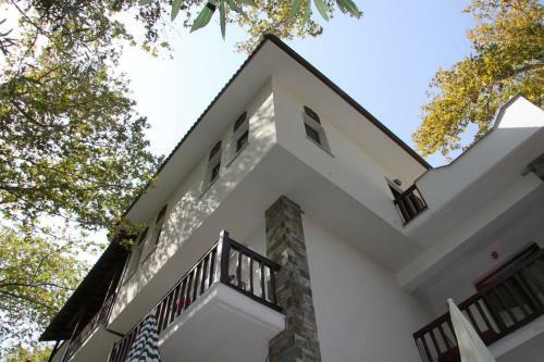 Apartamento Platanofylla Studio No12