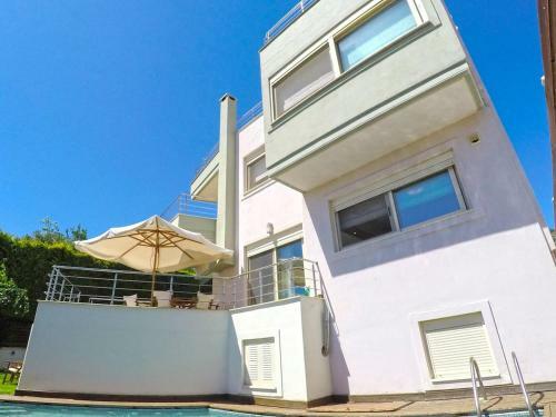 Villa Luxury Maizonette With Private Pool