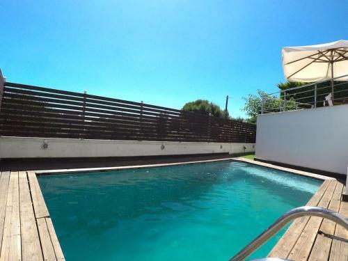 Villa Luxury Maizonette With Private Pool
