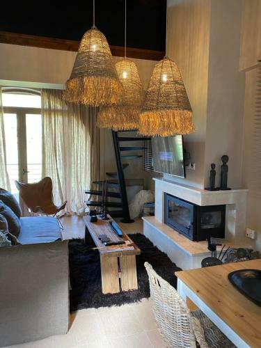 Luxurious Maisonette In The Countryside With A Pool