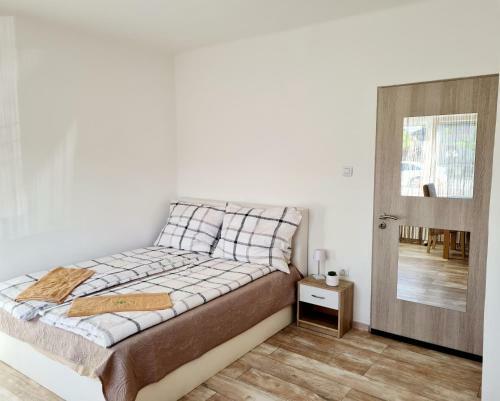 Hostal H�cza House Poroszl�