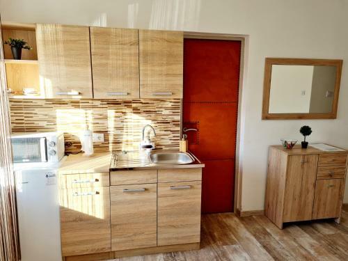 Hostal H�cza House Poroszl�