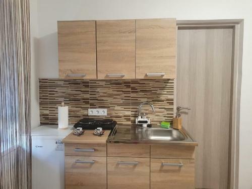 Hostal H�cza House Poroszl�