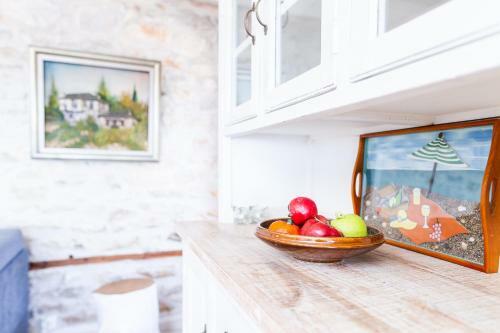 Restored 1902 Stone House With Superb Sea View
