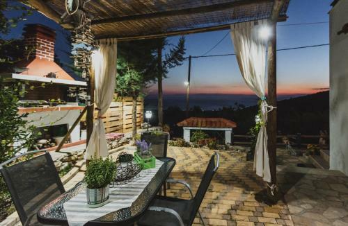 Apartamento Lenti Street House
