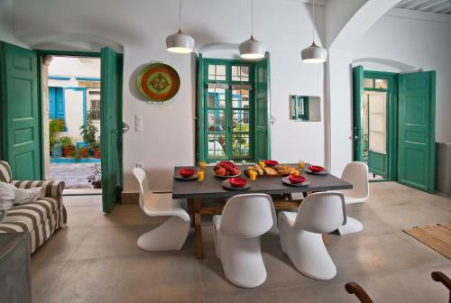Scaleri Port Home