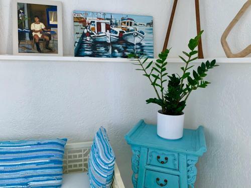 Kastelli Blu Sea - Luxury Waterfront Designer Villa