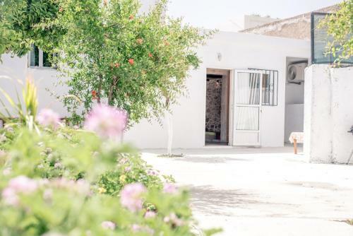 The Stone House Of Iakovos