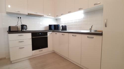 Piacsek Apartmanh�z