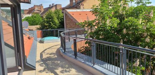 Piacsek Apartmanh�z