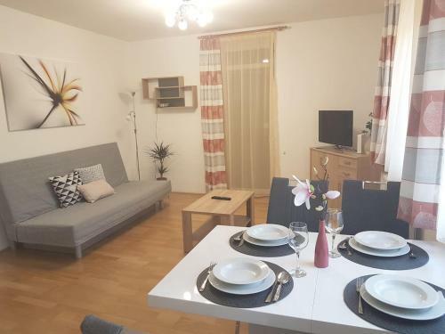 K�zponthoz K�zeli - Cool Tettye Apartman