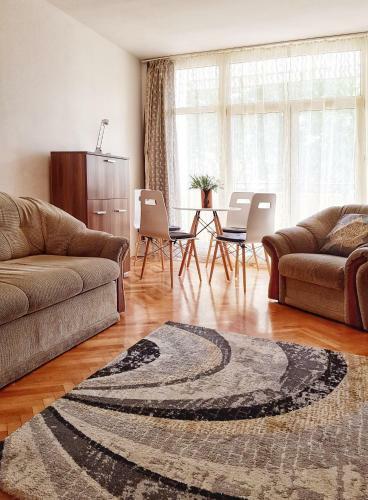 Kod�ly Apartment