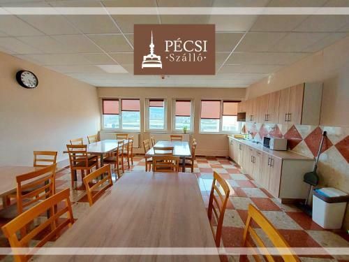 Albergue P�csi Sz�ll�