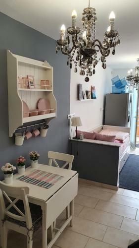 Villa Vir�g