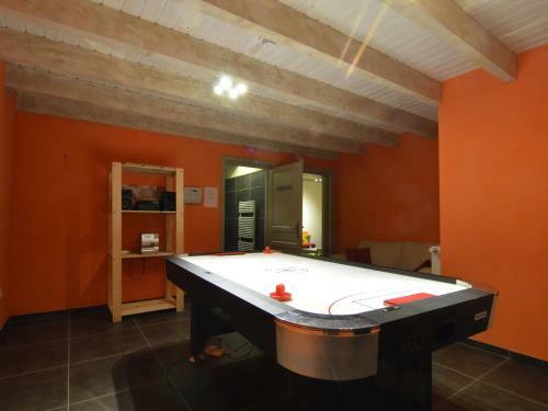Modern Holiday Home In Nadrin With Sauna