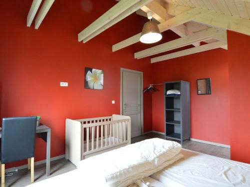 Modern Holiday Home In Nadrin With Sauna