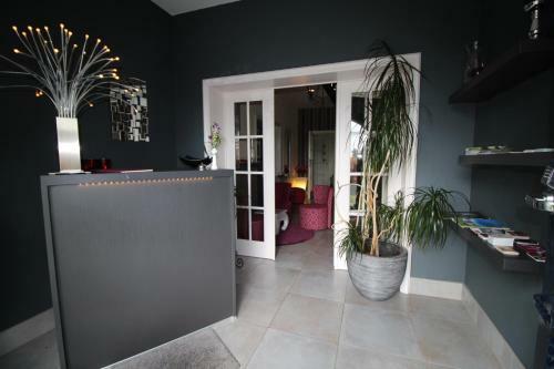 Hostal Les Alisiers